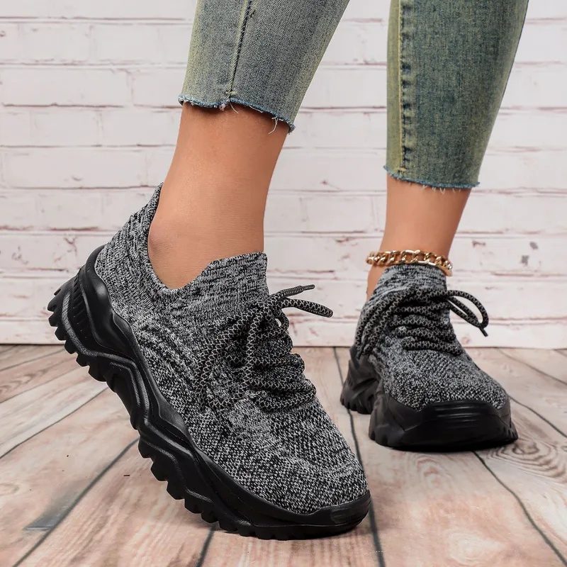 Sepatu Sneakers Platform Chunk - Men Shoes Trainers ulasan dan harga